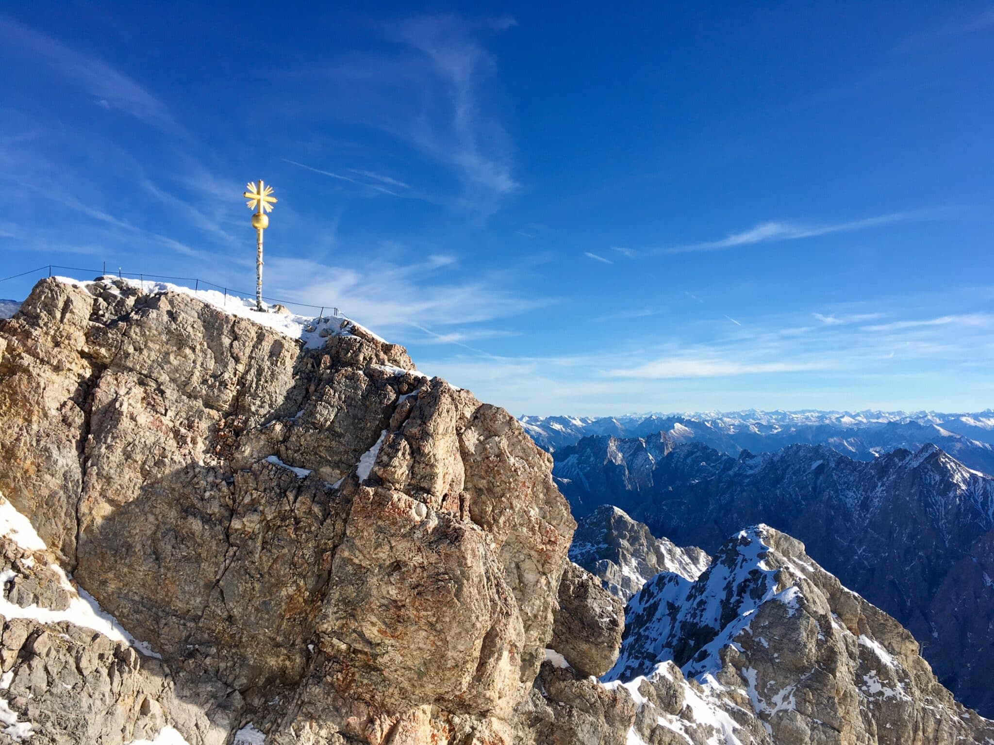 Wie weit ist es zur Zugspitze?